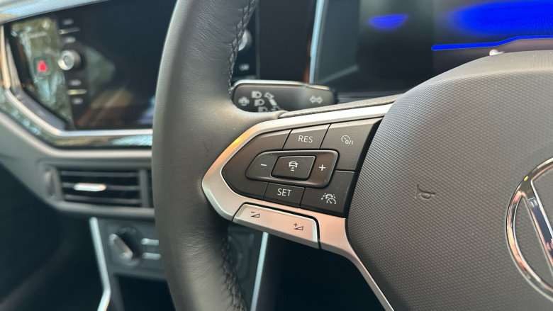 Volkswagen Polo 1.0 Life 5dr Petrol Hatchback